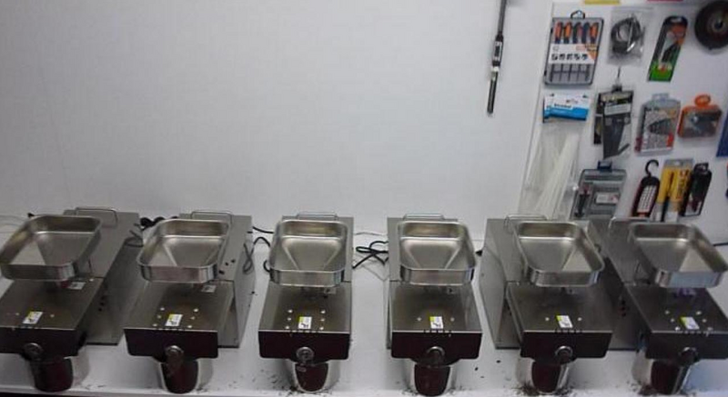 Prese ulei test laborator 6 buc.